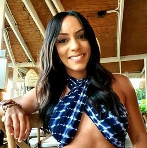 Meet your Posher, Suleidy